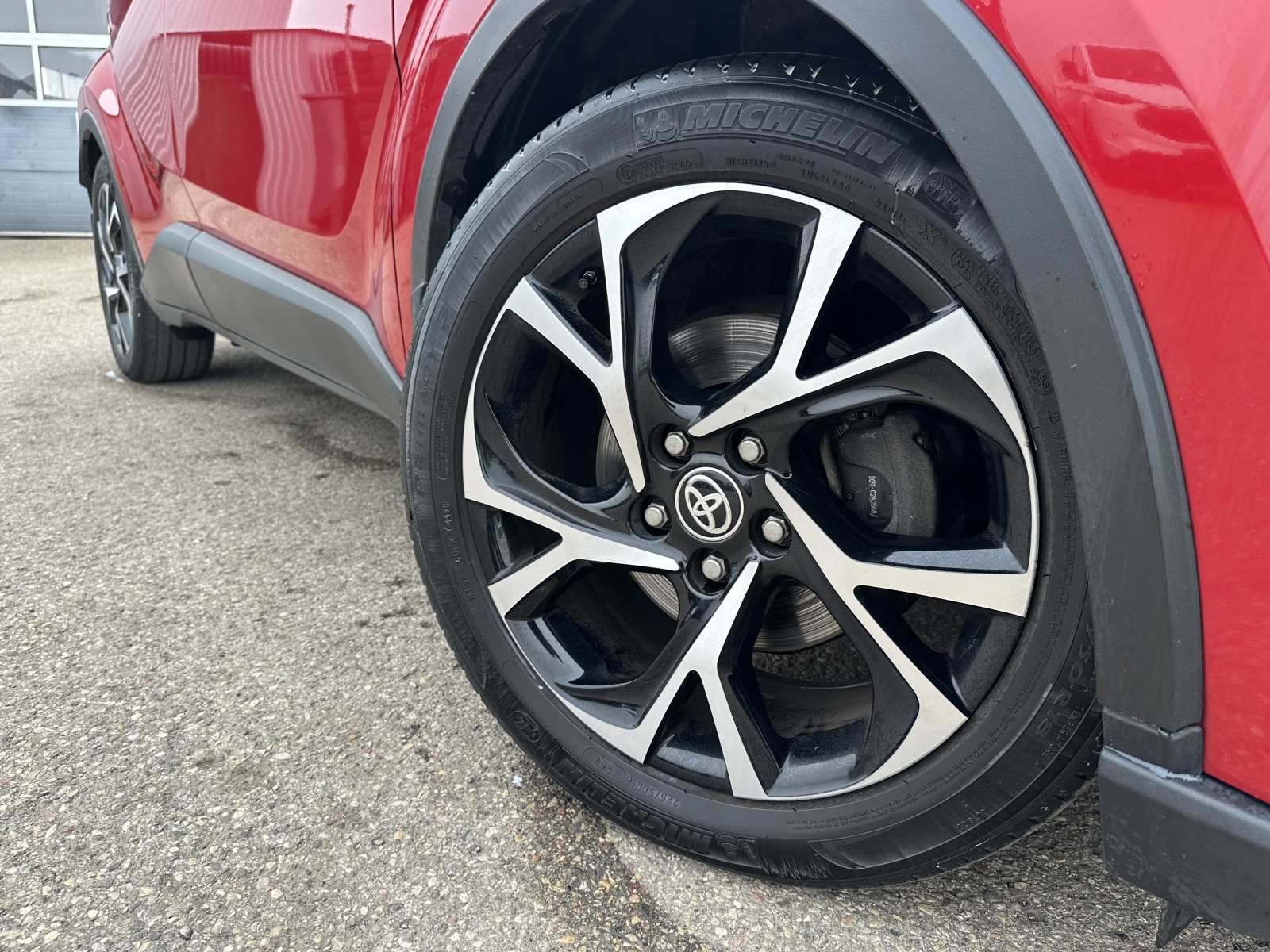 Toyota C-HR Hybrid