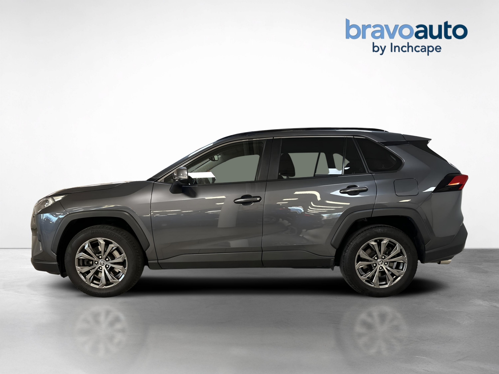 Toyota RAV4 Luxury Plus