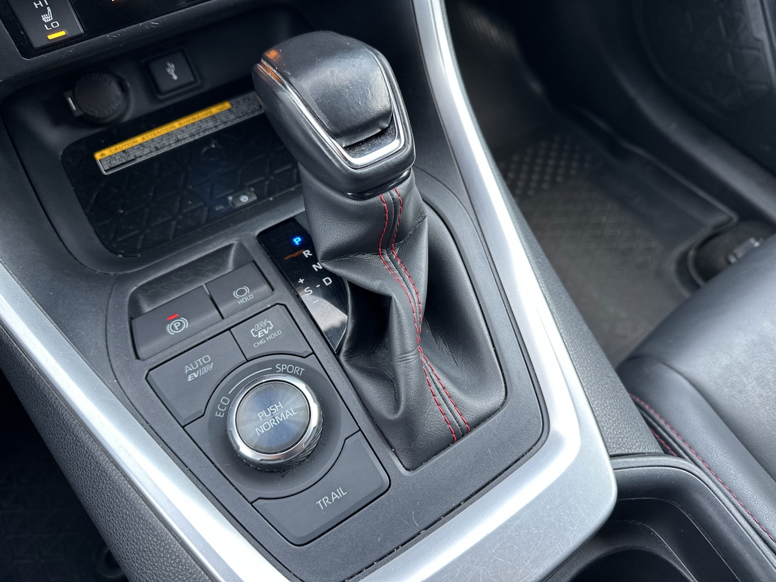 Toyota RAV4 R PHEV Plug-in Hybrid