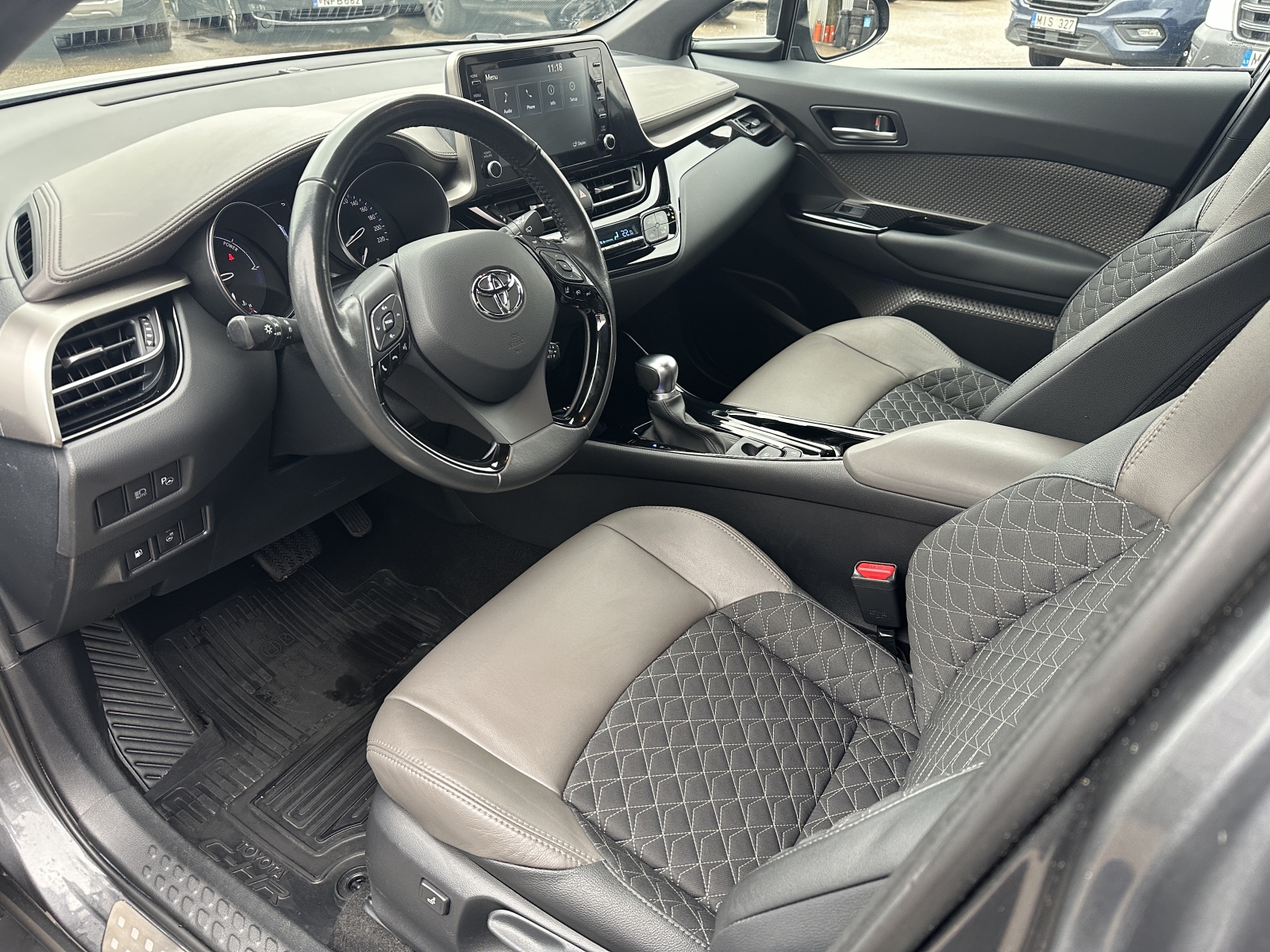 Toyota C-HR Hybrid