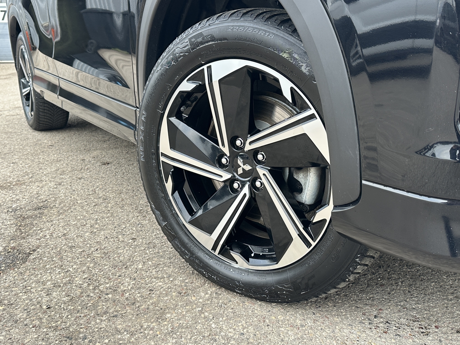 Mitsubishi Eclipse Cross Plug-In Hybrid 4WD
