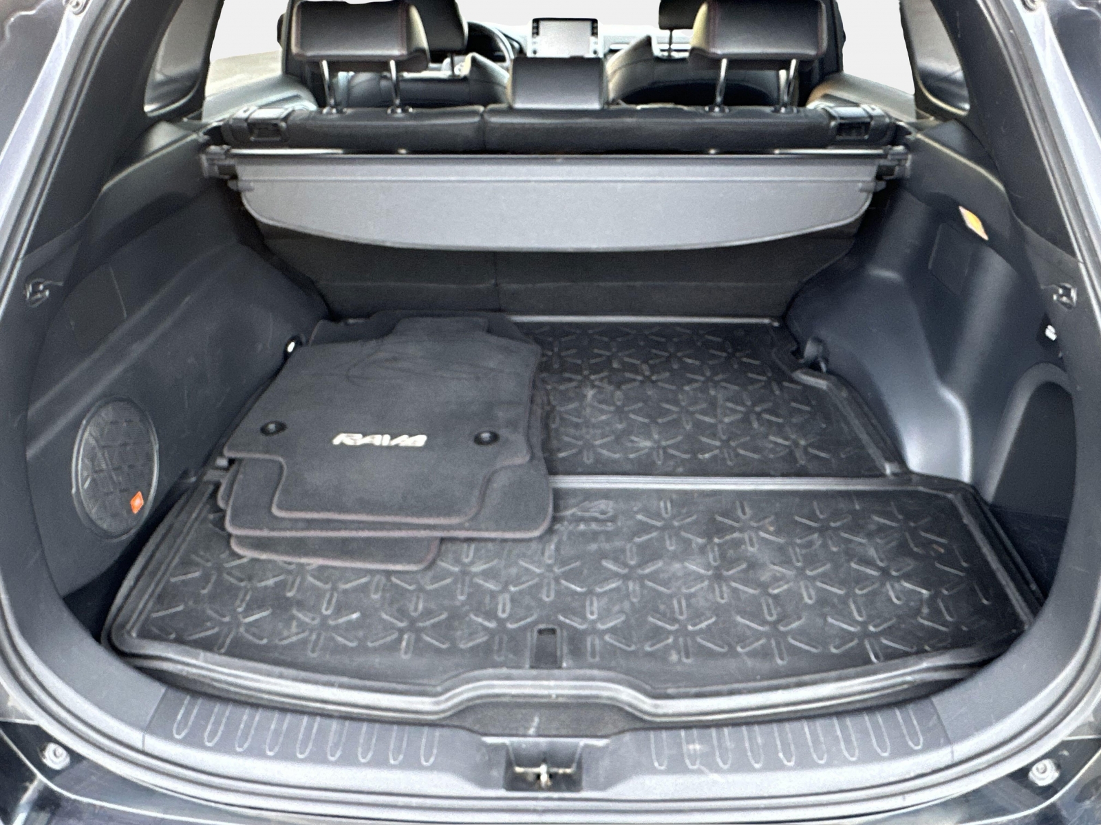 Toyota RAV4 R PHEV Plug-in Hybrid