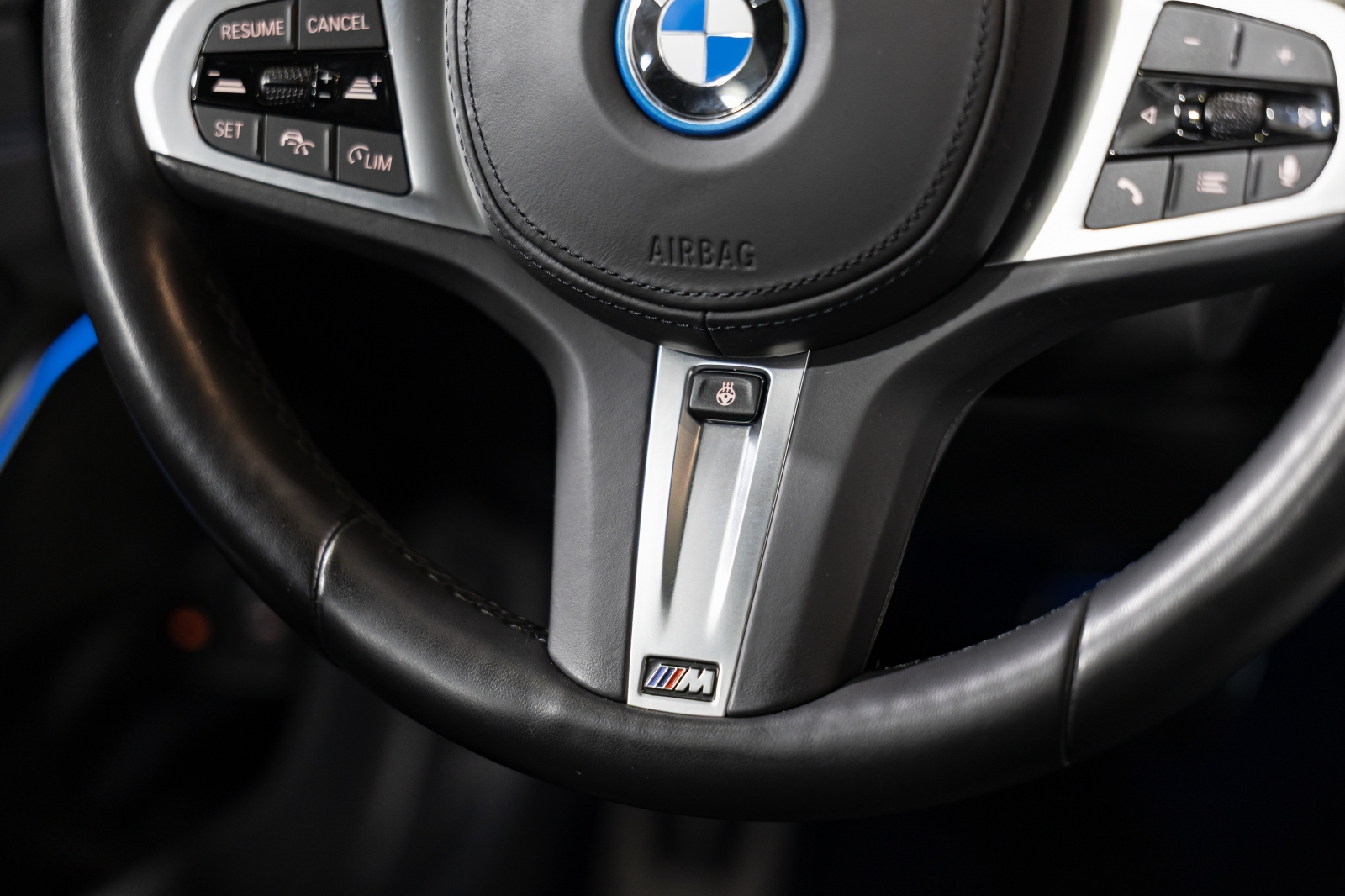 BMW 330 e