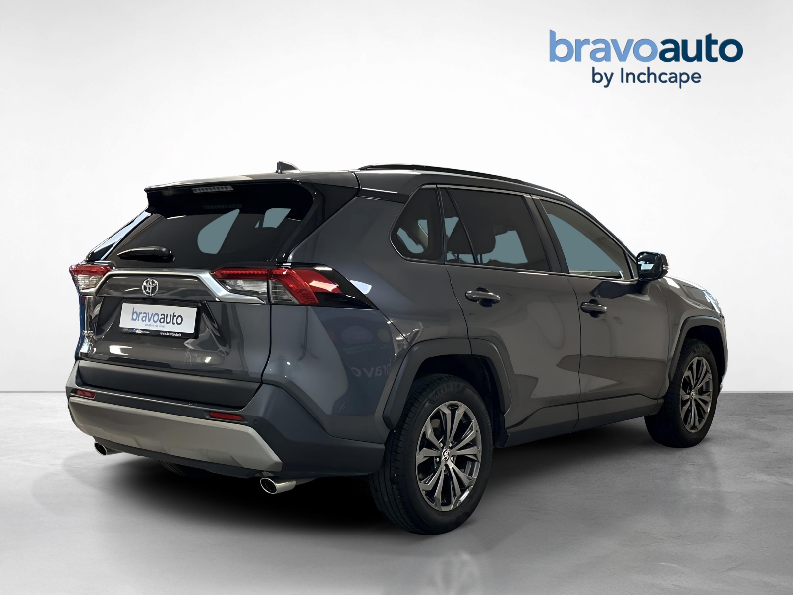 Toyota RAV4 Luxury Plus