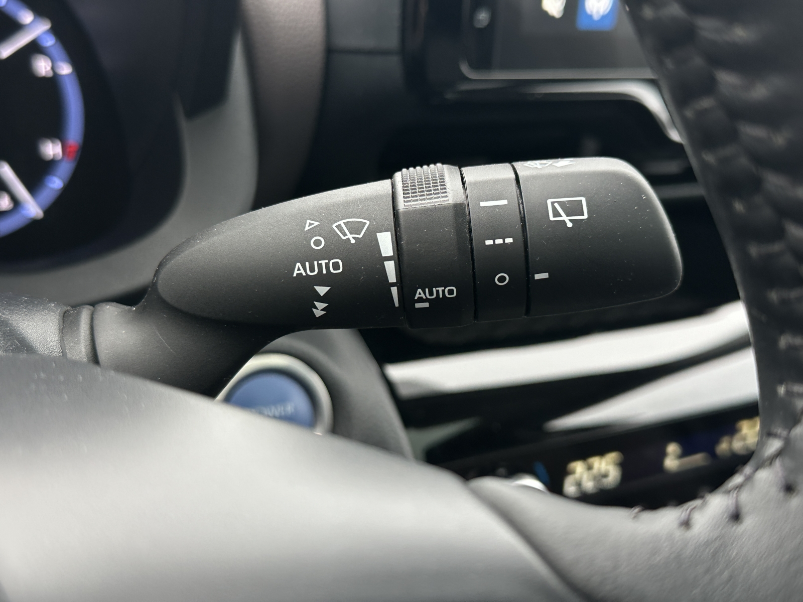 Toyota Yaris Cross  Hybrid
