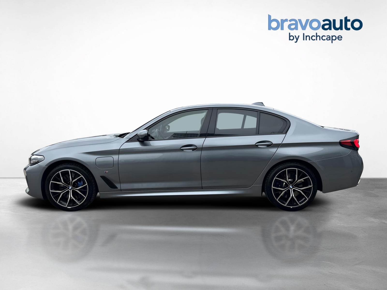 BMW 545 e xDrive